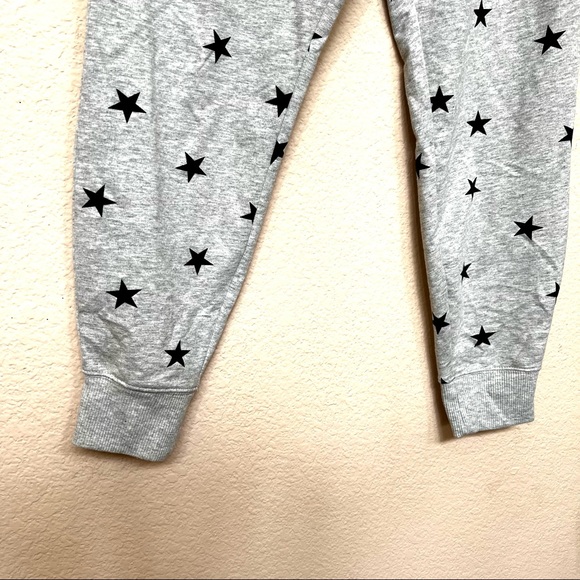 Lucky Brand Grey Star Print Jogger Sweatpants NWT B8/12 - Picture 3 of 10